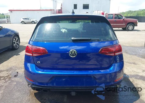 2018 Volkswagen Golf z USA, uszkodzony, nr VIN WVWVF7AU9JW246641